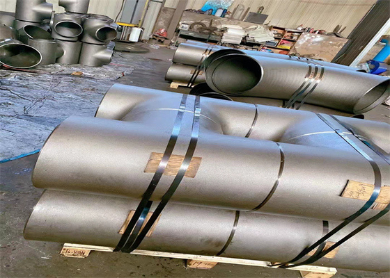 Het Koolstofstaal die van ASME B16.9 T-stuk DIN 2615 verminderen Stuiklas Antiroestolie